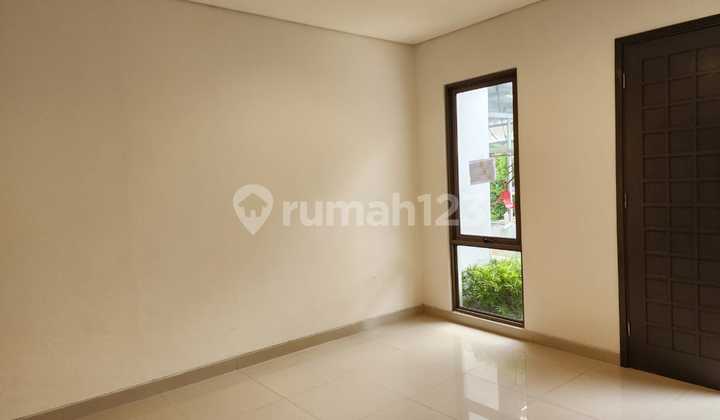 Dijual Rumah 2 Lantai di Kawasan Premium Greenwich Bsd 2