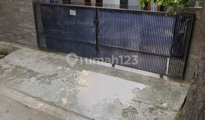 House in Larangan Indah Complex, Cileduk, Tangerang House in Larangan Indah Complex, Cileduk, Tangerang