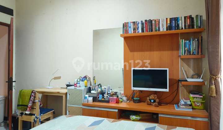 Rumah Full Furnished Dekat dengan Graha Raya Tangerang Selatan 2