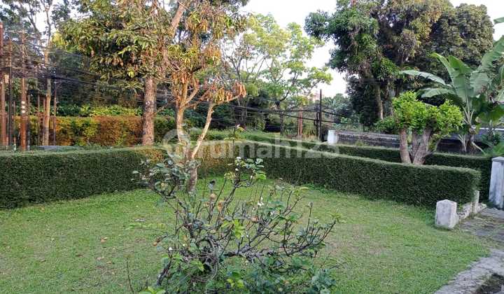 Rumah Pinggir Jalan Strategis Cocok ******** SHM