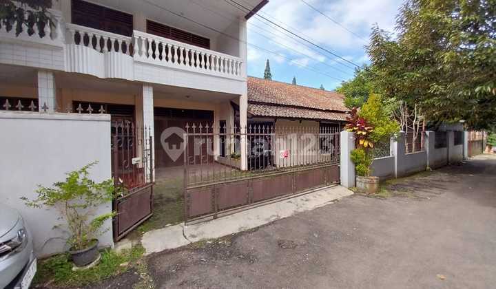 Rumah Mewah Plus Kos Kosan Investasi Jangka Panjang
