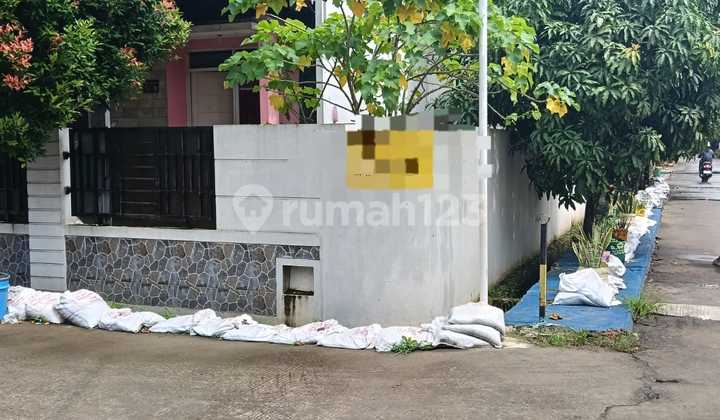 Dijual Rumah Sangattt Strategis di Kota Bekasi Dijual Rumah Sangattt Strategis di Kota Bekasi