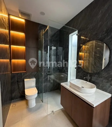 FOR SALE NEW STRATEGIC HOUSE IN LIPPO CIKARANG 2