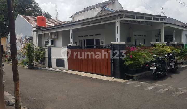DIJUAL RUMAH STRATEGIS DI MUSTIKA JAYA BEKASI