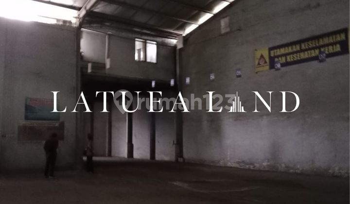 For Sale/Rent Strategic Warehouse in Cipondoh