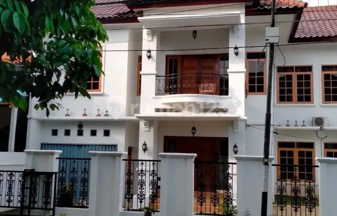 DIJUAL RUMAH STRATEGIS DI KALIBATA SELATAN JLN RAYA PASAR MINGGU