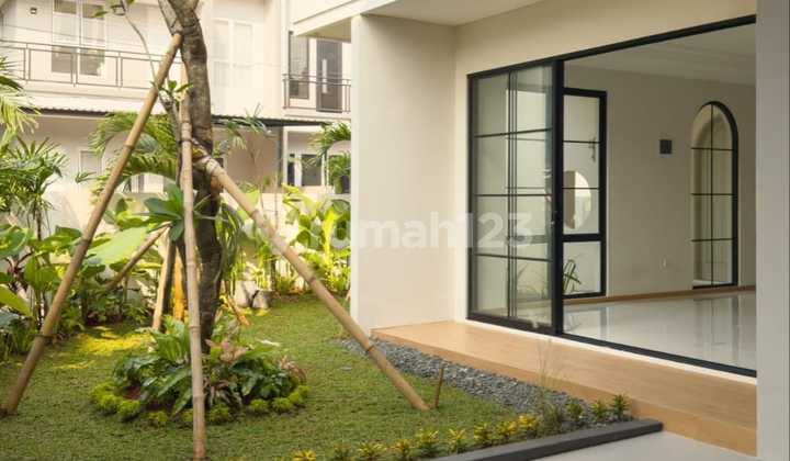 Dijual Rumah Brand New Full Renovasi di Kencana Loka, Bsd City 2