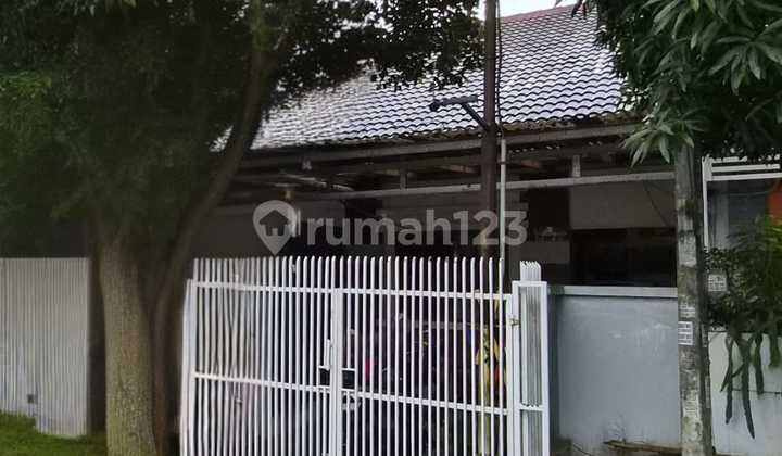 Rumah Dijual di Kencan Loka, Bsd City Tangerang Selatan