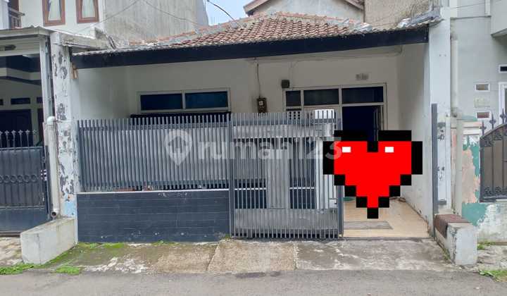 Rumah di Jl. Atlas Area Antapani Kiaracondong Bandung