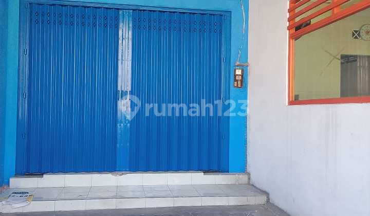 Ruko Di Jalan Raya Tropodo, Sidoarjo, Surabaya