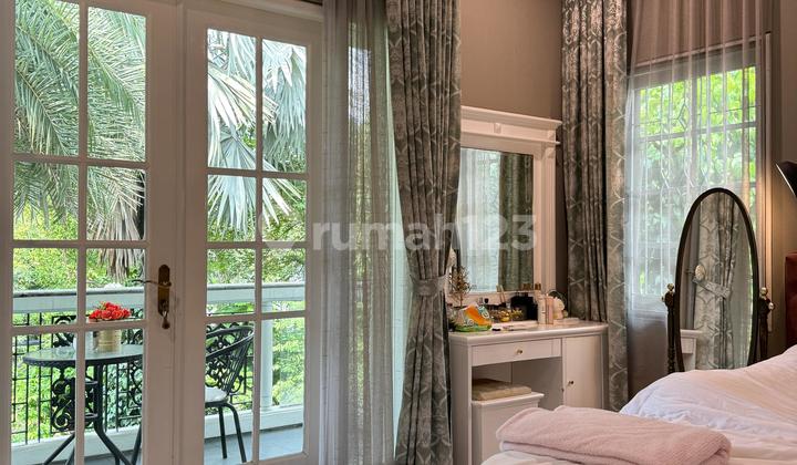 Elegant Classic Home With Lush Garden & Grand Marble Interiors 2