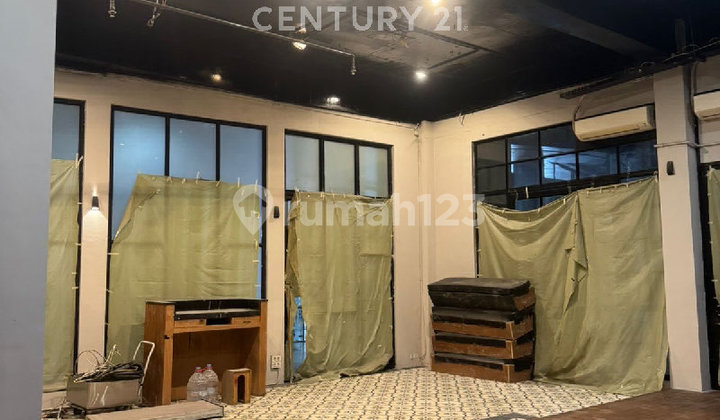 For Rent, Former Restaurant at Epiwalk Rasuna Said Kuningan 2