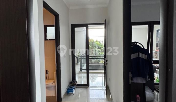 Tugu, Cimanggis,depok, Rumah Mewah,privat Swimmingpool, Dekat Kampus Ui, Strategis Kota Nya Kota Depok  2