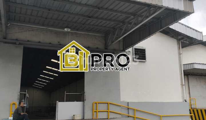 Naragong, Gudang Siap Pakai,Ada Loadingdock Kontainer