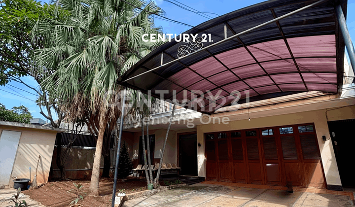 Rumah Mewah Unfurnished di Menteng Jakarta Pusat Rumah Mewah Unfurnished di Menteng Jakarta Pusat