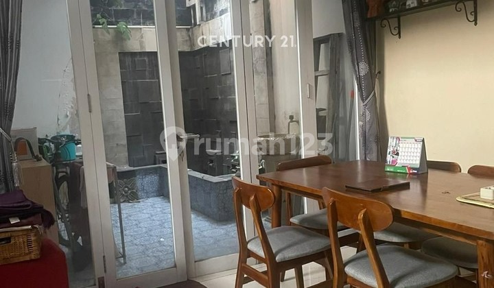 Dijual Rumah Asri Siap Huni di Sektor 9 6066