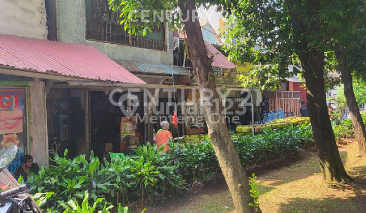 Rumah Di  Jalan Salemba Tengah Dekat Area Kampus 2