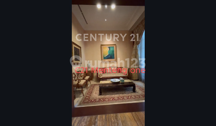 Rumah Super Lux Jl Yusup Ad Menteng 3Lantai Kolam Renang Lift