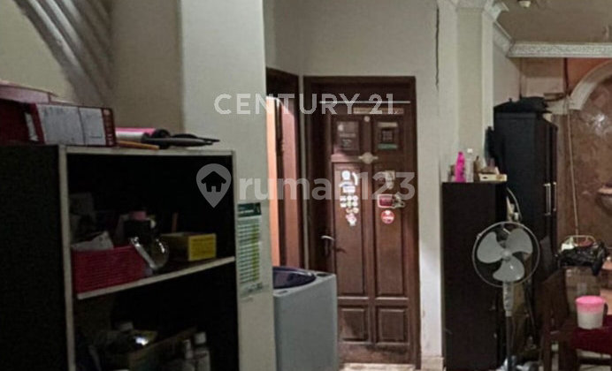 Rumah 2 Lt di Jl Cempaka Putih Timur Xi 2