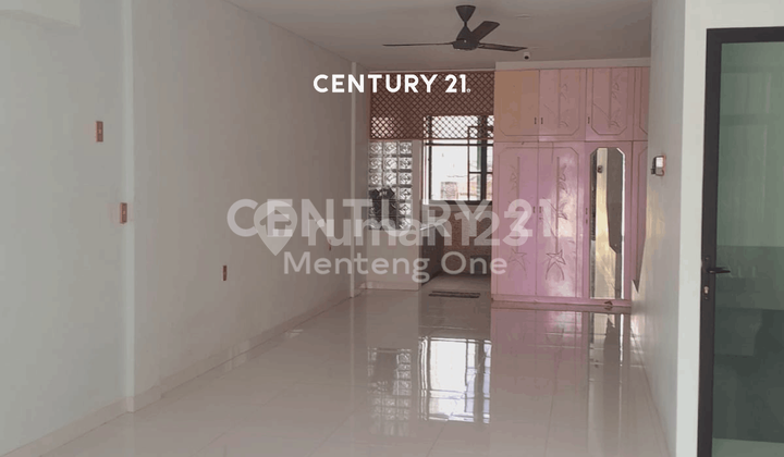 Ruko 4 Lantai dan Rooftop di Pangeran Jayakarta