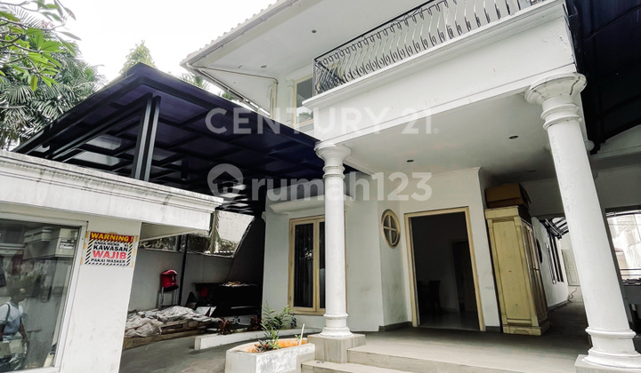 Rumah Elite dan Strategis di Kawasan Menteng