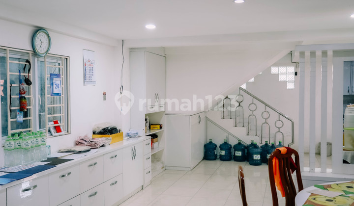 Jual rumah bisa untuk usaha garment