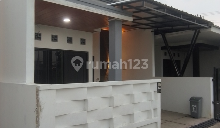 Jual Rumah Mewah Dekat Fasilitas Umum #179 2