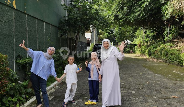 Rumah Tenang di Perumahan Bukit Cengkeh 2 2