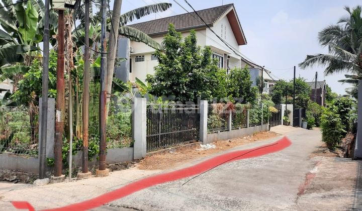 Strategic Hook Land in a Residential Settlement, Very Suitable for a Residence That Requires Tranquility. Strategic Hook Land in a Residential Settlement, Very Suitable for a Residence That Requires Tranquility.