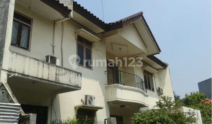 2-STORY HOUSE IN AN ELITE AREA 2