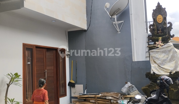 Rumah Modern Minimalis Dekat Living Living World Denpasar Timur