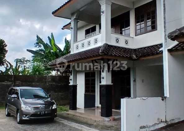 For Sale 2-Story House Near Adi Sucipto Airport & Toll Gate For Sale 2-Story House Near Adi Sucipto Airport & Toll Gate