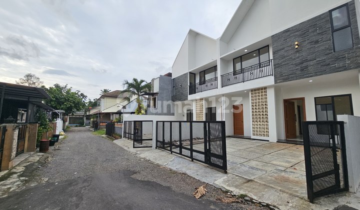 Rumah Baru 2 Lantai Sisp Huni Murah Gaya Scandinavian Utara Stadion Maguwoharjo 2