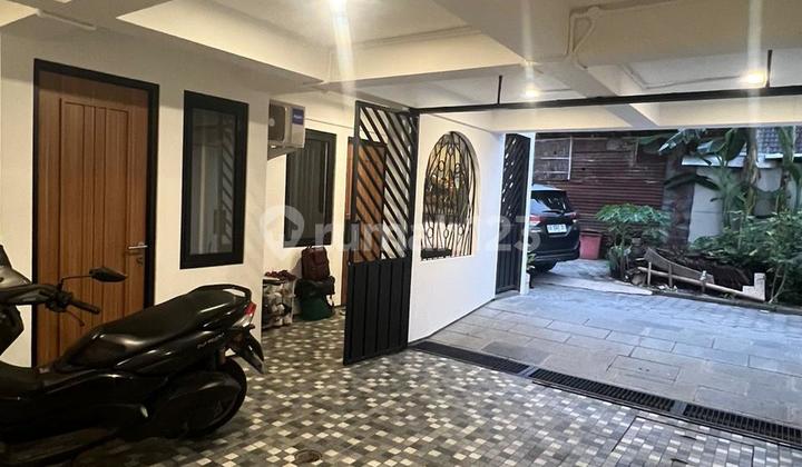 Jual Rumah Lantai Eklusive Cantik Fasilitas Komplit Istimewa 