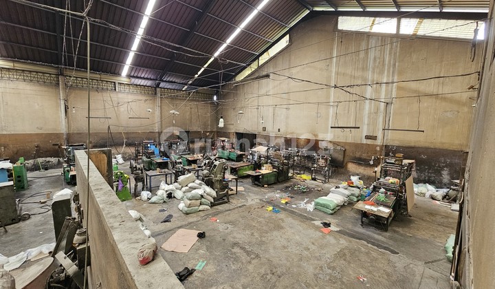 Plastic Factory for Sale in Solo