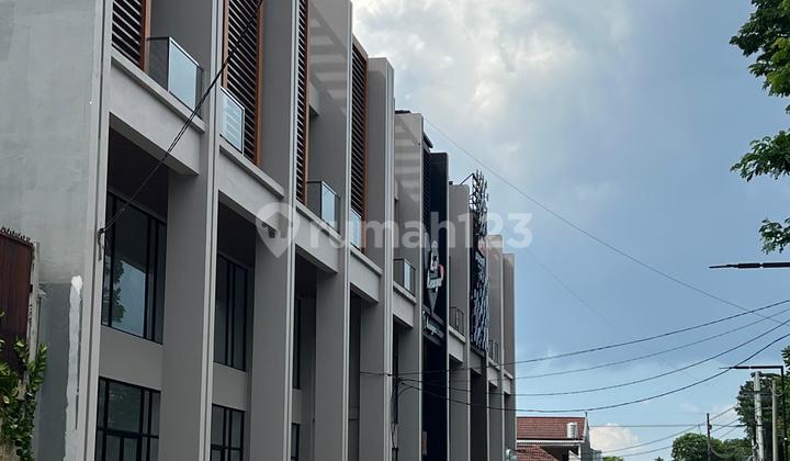 Ruko Icon 21 in Surabaya Ruko Icon 21 in Surabaya