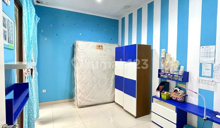 Dijual Rumah dengan Furnished Mewah 2