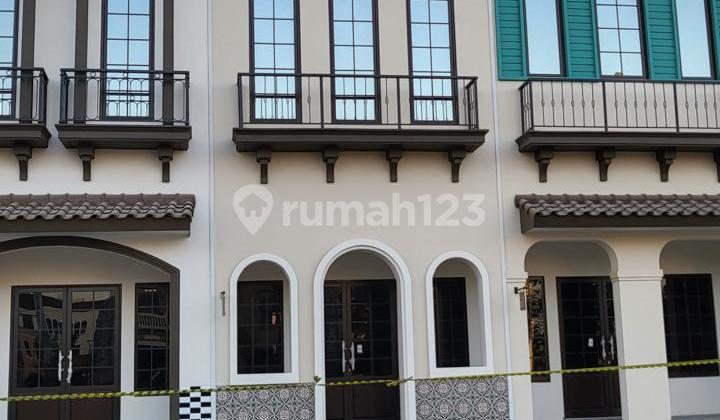 Strategic Shophouse at Osaka Boulevard Strategic Shophouse at Osaka Boulevard