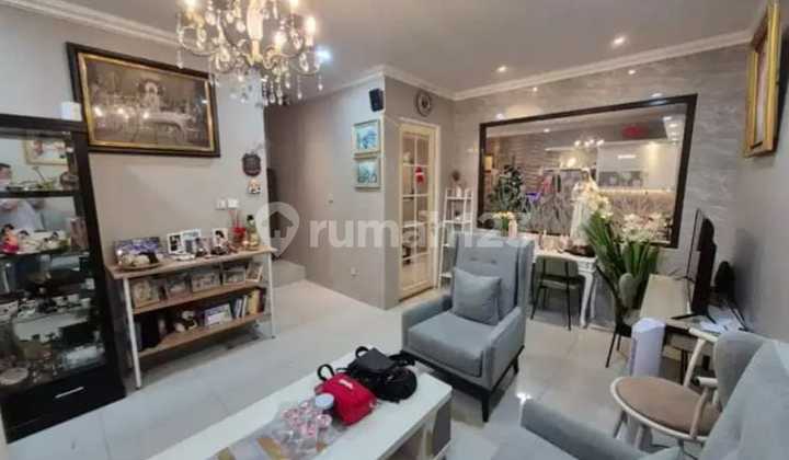 2-Story Ready-to-Occupy House in Residence One/BSD City 2-Story Ready-to-Occupy House in Residence One/BSD City