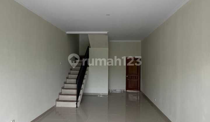 Rented New Shop House Ready to Use in Pancoran Mas, Depok