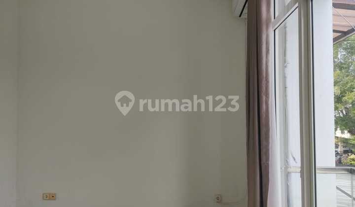 Dijual Rumah Bagus Siap Huni di Bsd Residence One Rumah 2