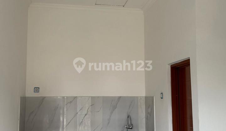 For Sale Shop House in Pancoran Mas, Unfurnished, Freehold Title (SHM) 2