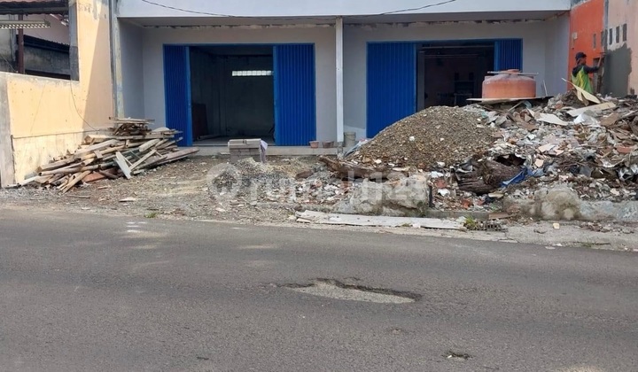 For Sale New Ready-to-Use Shop House in Pancoran Mas, Depok 1