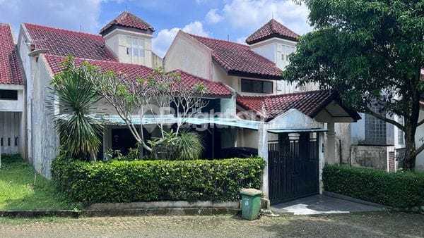 Asri House Partially Furnished Strategic Location In Danau Bogor Raya