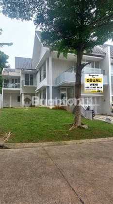 Rumah Mewah Di Hook Lokasi Strategis Di Sentul City