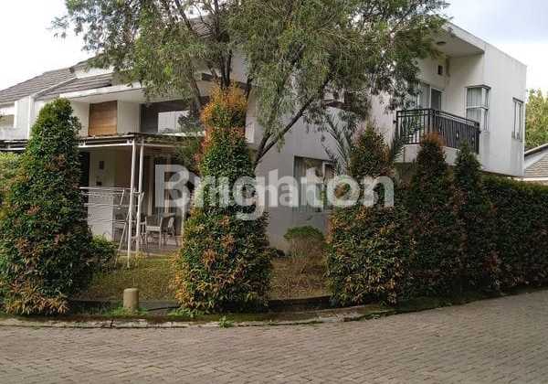 Rumah Hook 2 Lantai Berasa Villa di Rancamaya Rumah Hook 2 Lantai Berasa Villa di Rancamaya