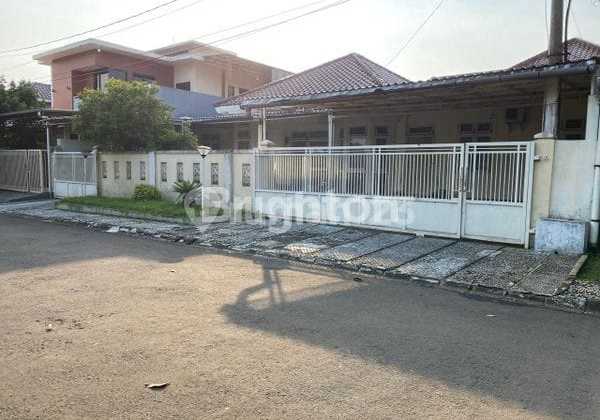 Dream One-Story House with Easy Access in Yasmin Garden Nice House 2