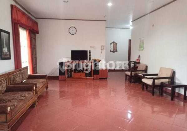 House With Large Front and Back Yards and Affordable Price in Sawangan Depok