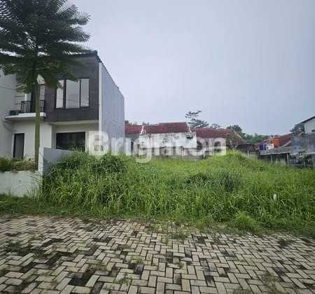 Tanah Kavling Strategis Cocok untuk Investasi atau Hunian di Sawangan Tanah Kavling Strategis Cocok untuk Investasi atau Hunian di Sawangan