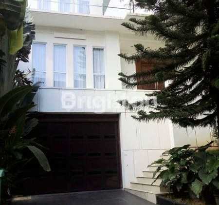 Hunian Eksklusif 4 Lantai Fully Furnished Di Sentul City Hunian Eksklusif 4 Lantai Fully Furnished Di Sentul City